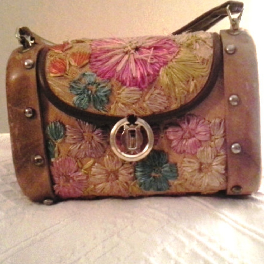 Vintage Straw and Wood Women's Purse